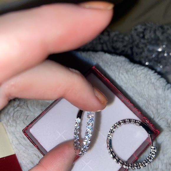 Gorgeous cubic zirconia hoops Great Christmas Gift!!! - Picture 6 of 8